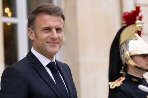 Γαλλία - βουλευτικές εκλογές: Ο πρόεδρος Μακρόν καλεί τους Γάλλους να ψηφίσουν κατά των άκρων και να μην φοβούνται - Μέτωπο κατά του Εθνικού Συναγερμού.