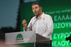 Νίκος Ανδρουλάκης: Το μήνυμα του προέδρου του ΠΑΣΟΚ για τα 28 χρόνια από τον θάνατο του Ανδρέα Παπανδρέου - «Το αποτύπωμά του είναι παντού ορατό».