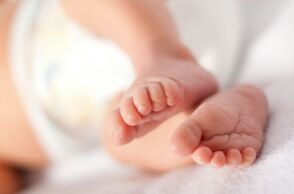 Αχαΐα: Νεκρό βρέφος 4 μηνών - Μεταφέρθηκε χωρίς τις αισθήσεις του στο Κέντρο Υγείας - Έρευνα για τα αίτια θανάτου.