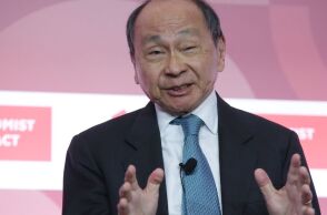 Φράνσις Φουκουγιάμα: Δίλημμα δημοκρατίας ποιος θα ρυθμίσει την τεχνητή νοημοσύνη - Η ομιλία του στο 28th Annual Economist Government Roundtable.