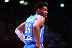 Ο Γιάννης Αντετοκούνμπο