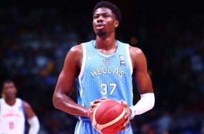 Προολυμπιακό Τουρνουά 2024: Χάνει λόγω τραυματισμού τον αγώνα της Εθνικής μπάσκετ με τη Σλοβενία ο Κώστας Αντετοκούνμπο. 