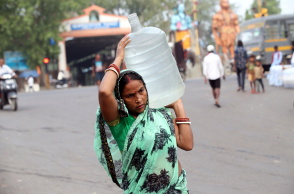 Την πιο κοπιαστική δουλειά στην Ινδία την κάνουν γυναίκες 