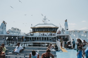 Διακοπές: Ένας στους δύο Ελληνες δεν θα πάει κάπου φέτος