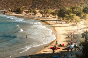 Σέριφος 2024: Οδηγός για αξιοθέατα, παραλίες, φαγητό, διασκέδαση