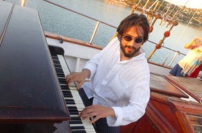 Γιάννης Νιάρρος