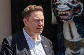 Έλον Μασκ: Θα δαπανά 45 εκατ. δολάρια κάθε μήνα για τον Ντόναλντ Τραμπ - Ποια είναι η οργάνωση «America PAC» που θα χρηματοδοτεί