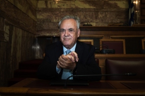 Αποχώρησε από τον ΣΥΡΙΖΑ ο Γιάννης Δραγασάκης