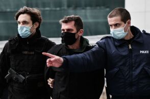 Προπονητής ιστιοπλοΐας: Το ΜΟΕ επέβαλε κάθειρξη 13 ετών για την υπόθεση κατάχρησης της ανήλικης αθλήτριας σε ασέλγεια - Κρίθηκε αθώος για το αδίκημα του βιασμού