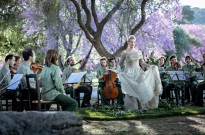 Joyce DiDonato: Η γνωστή σοπράνο αποδίδει τον Ολυμπιακό Ύμνο από την Αρχαία Ολυμπία