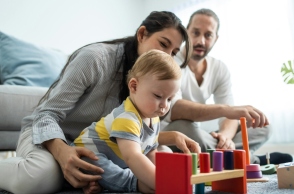 Επίδομα παιδιού A21: Πότε θα πληρωθούν οι δικαιούχοι 