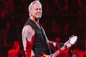 Οι Metallica αναβιώνουν τη φιλανθρωπική συναυλία «Helping Hands» με παρουσιαστή τον Τζίμι Κίμελ - Τα έσοδα θα διατεθούν για την ανακούφιση της πείνας. 