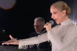 Σελίν Ντιόν: Η μαγική ερμηνεία στην τελετή έναρξης των Ολυμπιακών Αγώνων