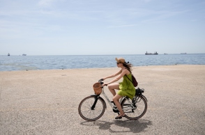 Καιρός αύριο: Ζέστη και άνεμοι μέχρι 8 μποφόρ την Τετάρτη