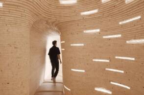 Εκατό συγγραφείς καλούνται να συγγράψουν ένα κείμενο που θα διαβαστεί το 2114