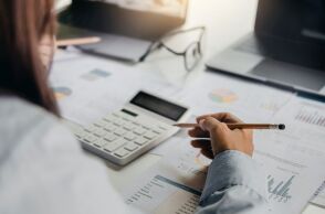 ΑΑΔΕ: Σε μόλις 100 ημέρες για πρώτη φορά ολοκληρώθηκε η εμπρόθεσμη υποβολή φορολογικών δηλώσεων - Το μεγαλύτερο νούμερο που καταγράφεται τα τελευταία 9 χρόνια