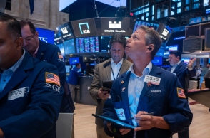 Χρηματιστήρια: οι δύο φόβοι που προκάλεσαν την ελεύθερη πτώση των δεικτών