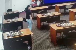 Ρωσίδα σκακίστρια κατηγορείται για απόπειρα δηλητηρίασης αντίπαλου της με υδράργυρο - Ομολόγησε «προσωπική εχθρότητα» - Αντιμετωπίζει ποινή φυλάκισης. 