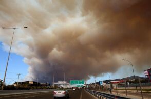Φωτιά στην Αττική: Μέτρα πλαισίου κρατικής αρωγής για τη στήριξη πυρόπληκτων περιοχών - Τι προβλέπεται για αποζημιώσεις και ενισχύσεις.