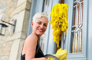 To δράμα μιας R B N B-ίστριας