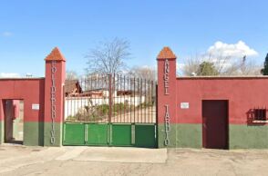 Ανθρωποκυνηγητό για τον κουκουλοφόρο που δολοφόνησε το αγόρι σε γήπεδο ποδοσφαίρου