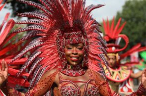 Καρναβάλι του Νότινγκ Χιλ: Το μεγαλύτερο πάρτι δρόμου της Ευρώπης