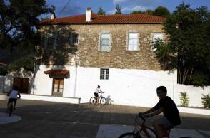 Η κατασκευασμένη νοσταλγία του «δημοκρατικού» καλοκαιριού της μεταπολίτευσης