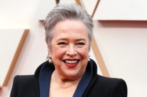 Η Kathy Bates ανακοίνωσε ότι αποσύρεται από την υποκριτική
