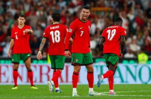 Κριστιάνο Ρονάλντο: Έφθασε το 1 δισεκατομμύριο followers στα social media - «Γράψαμε ιστορία», έγραψε σε ανάρτησή του ο CR7.