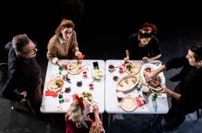 Κερδίστε 10 διπλές προσκλήσεις για την παράσταση «The Humans»