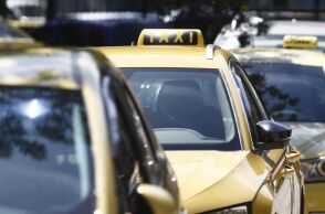 Ταξί: Υποχρέωση εγκατάστασης των ειδικών σημάνσεων για τα POS μέσα στις επόμενες 5 εβδομάδες - Κωστής Χατζηδάκης: Κανείς δεν είναι υπεράνω του νόμου