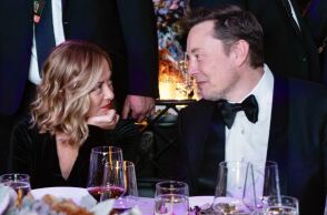 Έλον Μασκ - Τζόρτζια Μελόνι και... love is in the air