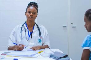 Γιατί οι γυναίκες γιατροί του Πακιστάν δεν αισθάνονται ασφαλείς