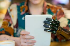 Τεχνητή νοημοσύνη: Χρήσιμη αλλά και επικίνδυνη για τα παιδιά;