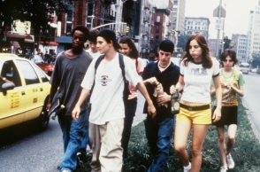 Βία ανηλίκων: Πώς θα λειτουργεί στο Safe Youth - Ποια μέτρα προωθούνται για την επιχείρηση «Ολικού Αφοπλισμού»