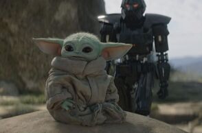 Star Wars: Το «The Mandalorian and Grogu» θα μπορούσε να είναι τριλογία ταινιών, σύμφωνα με τον Τζιανκάρλο Εσπόζιτο, εκ των πρωταγωνιστών της σειράς. 