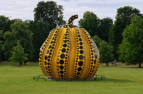 κολοκύθα Yayoi Kusama 