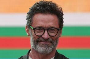 Ο Χιου Τζάκμαν ανακοίνωσε εμφανίσεις στη σκηνή της Νέας Υόρκης - Η ανάρτηση στο Instagram για τη σειρά παραστάσεων «Hugh Jackman Live from New York with Love».