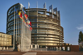 5 καμπάνιες που άλλαξαν τον τρόπο που βλέπουμε την Ευρώπη