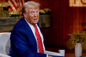 Τι προσπαθεί να κερδίσει ο Ντόναλντ Τραμπ με το μπαράζ προσβολών και τις χυδαιότητες;