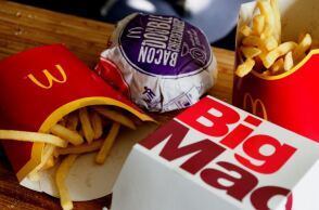 Ηλικιωμένος πέθανε λόγω βακτηρίου σε burger των McDonald's - Δεκάδες τα θύματα μολύνσεων, τι μπορεί να φταίει