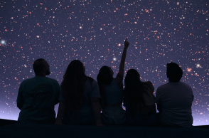 αστΕΡΩΣκονη: Πιστεύεις στον έρωτα και στο «για πάντα»;