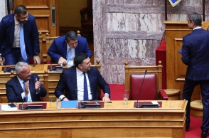 Παππάδες και παπατζήδες