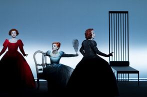 Η επιστροφή του Ρόμπερτ Γουίλσον στην Αθήνα για τις «Τρεις γυναίκες» - Τετάρτη 30 Οκτωβρίου στο Δημοτικό Μουσικό Θέατρο Ολύμπια Μαρία Κάλλας.