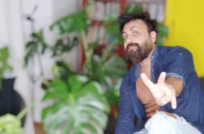 Συναντήσεις στα Εξάρχεια | Η «γυμνή αλήθεια» του Νικόλα Φραγκιουδάκη