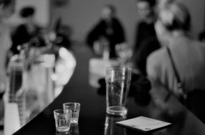 Η πιο υγιεινή επιλογή στο μπαρ είναι αυτό το ποτό 