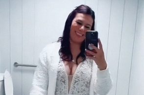 Η απάντηση της νύφης που δεν πήγε κανείς στον γάμο της 