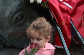 Οι εκδηλώσεις μνήμης για τα 51 χρόνια από την εξέγερση του Πολυτεχνείου 