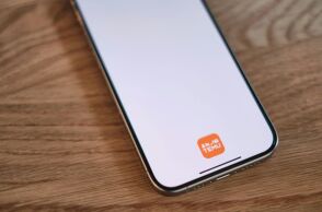 H Temu στο στόχαστρο της ΕΕ - Για πλασματικές εκπτώσεις, ψεύτικες αξιολογήσεις και μία ολόκληρη λίστα τη στέλνει στα... δικαστήρια