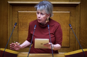 Έλενα Ακρίτα